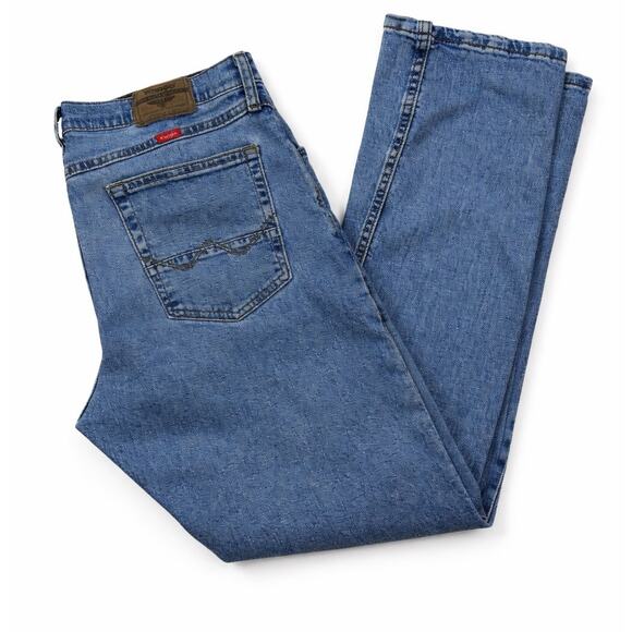 Wrangler Denim - Wrangler Slim Straight Jeans | Classic Medium Wash Denim | Timeless Fit Size 29